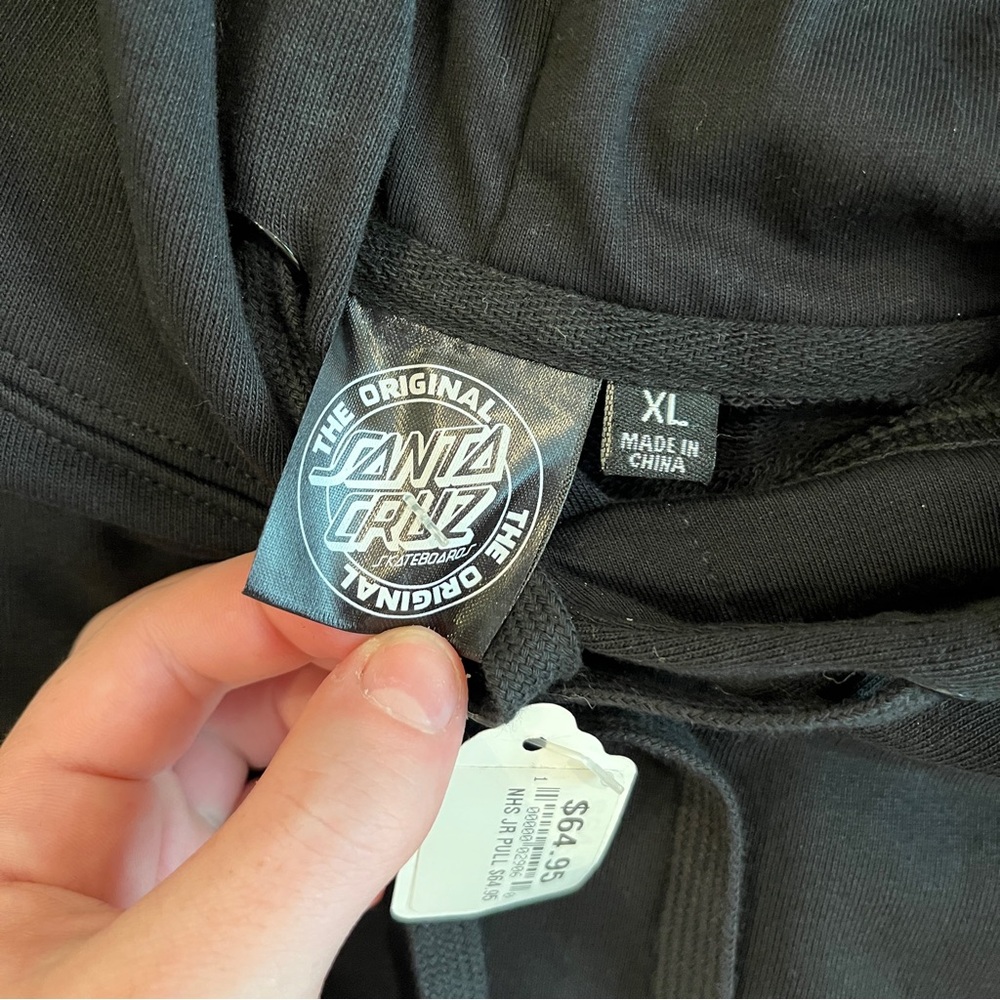 NWT Santa Cruz Black graphic Sweatshirt - Picture 6 of 8
